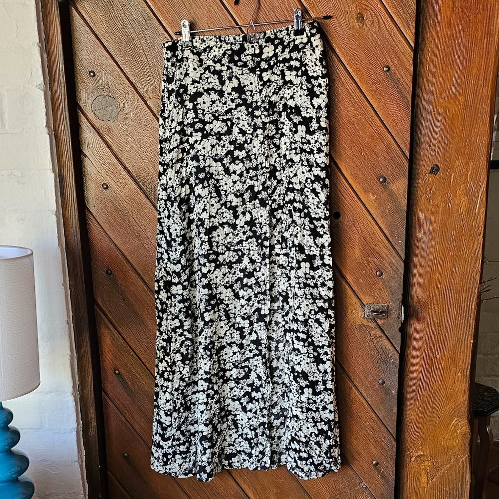 Express size S button front slit maxi skirt